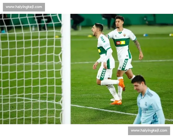 巴莱拉零转会费回归埃尔切 升级功臣再战西甲 巴莱拉零转会费回归埃尔切 升级功臣再战西甲