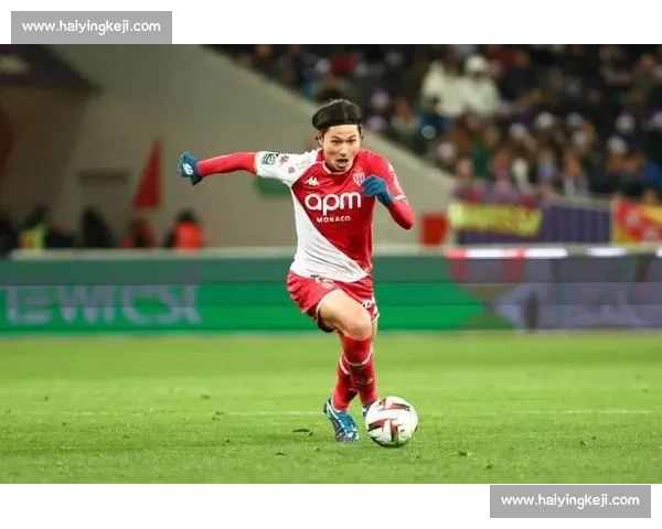 南野拓实复盘友谊赛:空门错失留遗憾 射门精度成攻坚靶心 南野拓实复盘友谊赛:空门错失留遗憾 射门精度成攻坚靶心